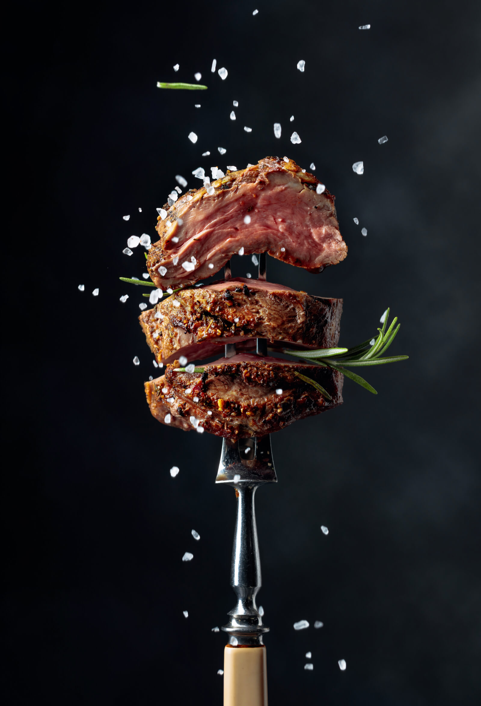 Grilled-Beef-Steak-With-Spices